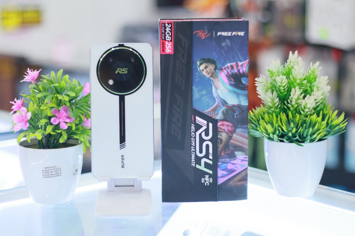 Itel RS4
